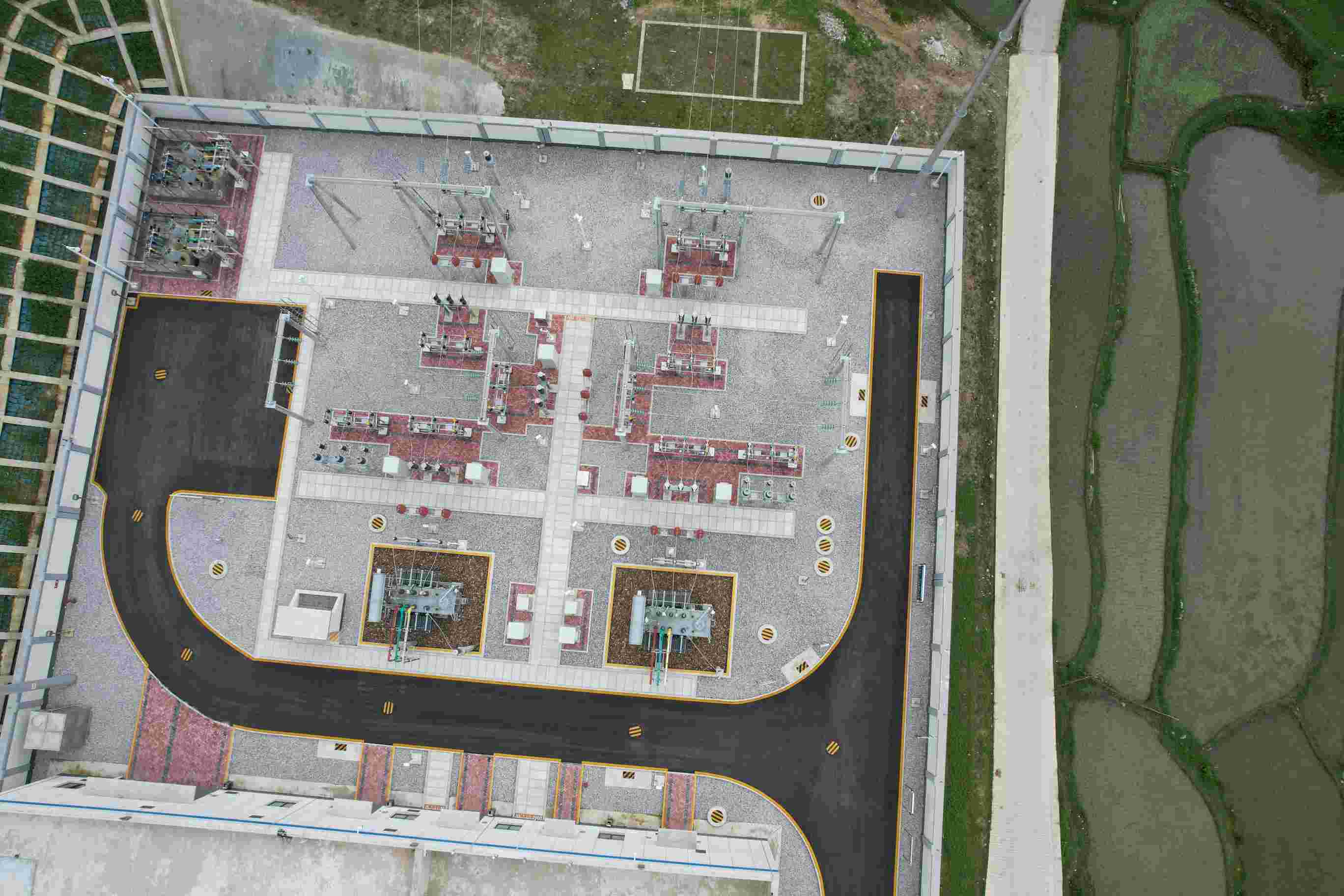 ĳ���վ����Ӱ������